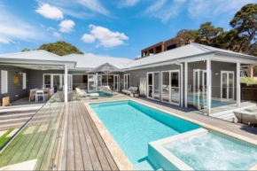 Coastal VILLA CHILL Superior style Summer vibe, Sorrento